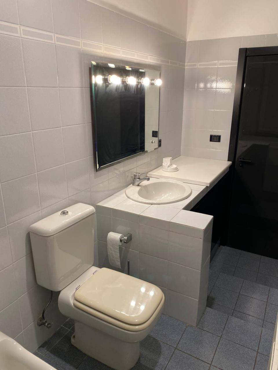 Martel Rooms - Genova Centro Brignole Eksteriør billede