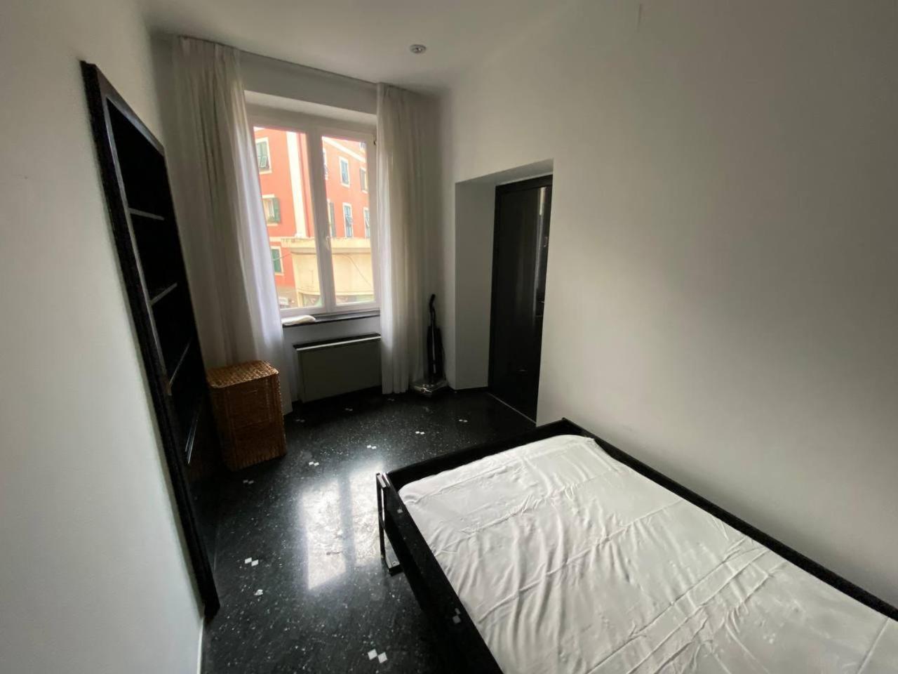 Martel Rooms - Genova Centro Brignole Eksteriør billede