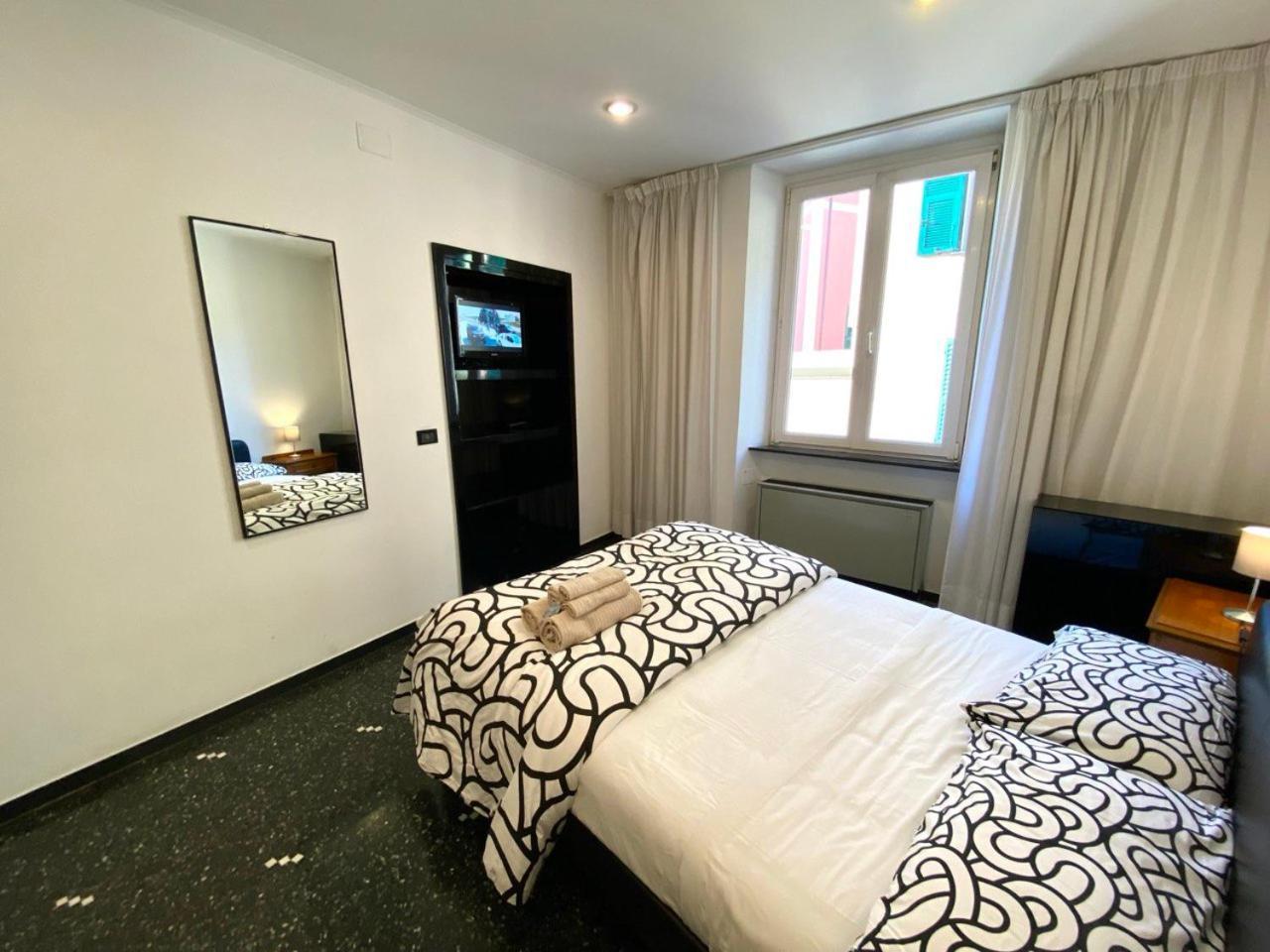 Martel Rooms - Genova Centro Brignole Eksteriør billede
